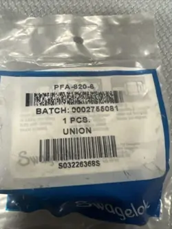 PFA SWAGELOK TUBE FITTING, UNION, 1/2 IN. CONNECTIONS, PFA-820-6