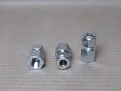 NEW LOT OF 3 PARKER/SWAGELOK 3/8'' TUBE OD COMPRESSION STRAIGHT ADAPTER TO 1/2