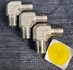 SWAGELOK SS-10MO-2 4RT 90 ELBOW LOT OF 3
