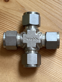 1/2 STAINLESS