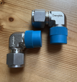 TWO (2) SWAGELOK - 1/2 SS 90 DEGREE  MNPT X COMPRESSION (FREE SHIPPING)