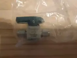 SWAGELOK SS-2P4T 1/8