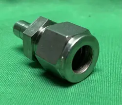 SWAGELOK SS-810-R-6, 316SS REDUCER ADAPTER 1/2