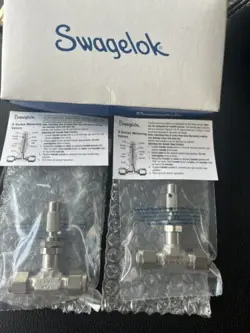 SWAGELOK SS-SS4-KZ STAINLESS STEEL LOW FLOW METERING VALVE FNSP LOT OF 2 IN BOX