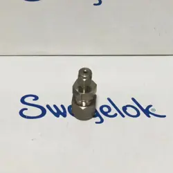 1PC SWAGELOK SS-400-6-1 CARD PIPE JOINT