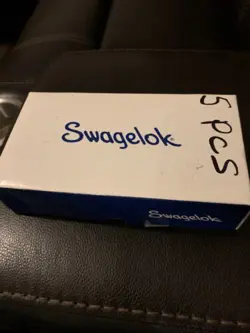 SWAGELOK SS-16-VCR-1  5 PCS NEW IN BOX 1 INCH VCR FEMALE NUT