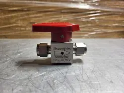 PLUG VALVE SS-6P6V
