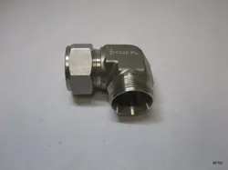 SINGLE SWAGELOK SS-1610-9