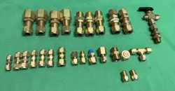 LOT OF 25 BRASS SWAGELOK FITTING UNION BULKHEAD 1/2 TUBE NPT 3/8 1/4