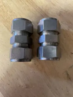 SWAGELOK. COMPRESSION C. STEEL COUPLING UNION TUBE FITTING, LOT OF 2