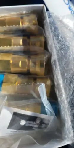 LOT OF 15 SWAGELOK B-QC8-B-8PM QUICK CONNECT  BRASS BODY