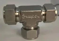 SWAGELOK 316 STAINLESS STEEL UNION TEE, 3/4