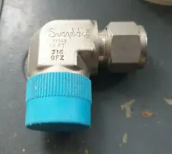 SWAGELOK 12RT 316 GFZ ELBOW FITTING (R5S4.7B2)