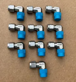 LOT OF 10: SWAGELOK  1/4