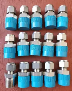 15 SWAGELOK SS-600-1-8 MALE CONNECTOR 3/8