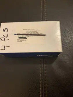 SWAGELOK SS-8-VCR-T NEW IN BOX 4 PCS VCR UNION TEE 1/2 VCR
