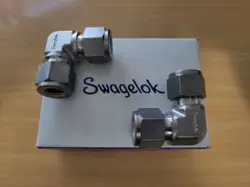 SWAGELOK SS-810-9, STAINLESS STEEL UNION ELBOW,  1/2