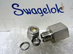 ??NEW SWAGELOK SS-600-7-8 FNPT STRAIGHT CONNECTOR 3/8