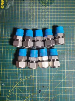 LOT OF 9: SWAGELOK STAINLESS STEEL FITTINGS, 3/4