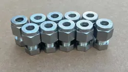 LOT OF 10  SWAGELOK  1/4
