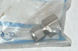 NEW SWAGELOK SS-600-7-6 STAINLESS STEEL TUBE FITTING, FEMALE CONNECTOR, 3/8 IN.