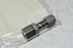 NEW SWAGELOK SS-400-71-2 SS TUBE FITTING, BULKHEAD FEMALE CONNECTOR, 1/4 IN. TUB