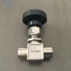 WHITEY SWAGELOK STAINLESS NEEDLE VALVE  SS-1RF2 (LQS02U)