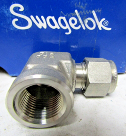 ??NEW SWAGELOK SS-600-8-6 STAINLESS FEMALE ELBOW 3/8