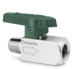 SWAGELOK SS-4P4T5 SS QUARTER TURN INSTRUMENT PLUG VALVE 1/4