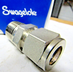 ??NEW SWAGELOK SS-810-1-8