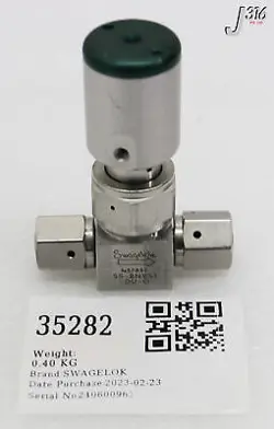35282 SWAGELOK HIGH PURITY BELLOWS SEALED VALVE 1/4 SS-BNV51-DU-O