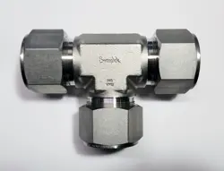 NEW SWAGELOK SS-2000-3 STAINLESS STEEL TUBE FITTING UNION TEE 1 1/4  IN TUBE OD