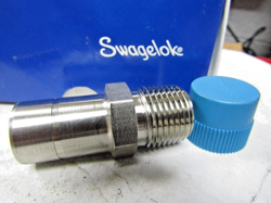 ??NEW SWAGELOK SS-12-TA-1-8
