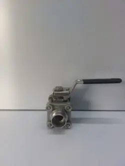 SWAGELOK CF3M SS-63TS12 BALL VALVE BAJX-055 2200 PSIG 100F 152 BAR