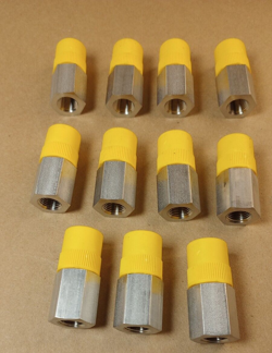 CONNECTOR 1/4