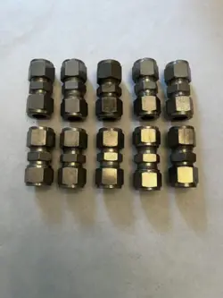 10- SWAGELOK/ HOKE/GYROLOK ASSORTED STAINLESS STEEL UNION FITTINGS, 1/2