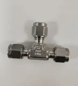 1PC SWAGELOK SS-4M0-3 CARD PIPE JOINT