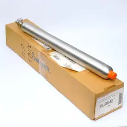 NEW SWAGELOK 316L-50DF4-500-T SAMPLE CYLINDER 500CC STAINLESS 5000 PSI 1'4