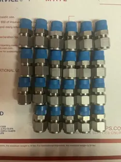 BRAND NEW SWAGELOK 1/2 MALE CONNECTORS LOT OF 23 SS-810-1-6