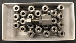 SWAGELOK SS-400-71-4,  BULKHEAD FEMALE CONNECTOR, 1/4