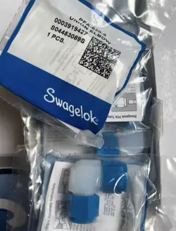 1PC SWAGELOK PFA-620-9 CARD PIPE JOINT