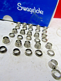 ??16) NEW SWAGELOK SS-400-SET  1/4