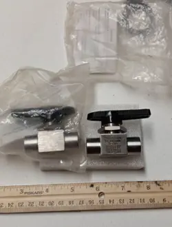SWAGELOK SS-43GF4 40G BALL VALVE, 1/4
