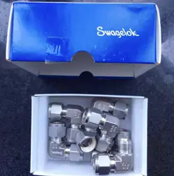 1PC SWAGELOK SS-10M0-9 CARD PIPE JOINT