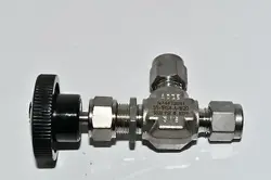 NEW SWAGELOK SS-1RS4-A-W20 INTEGRAL-BONNET NEEDLE VALVE 1/4'' MANUAL