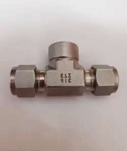 1PC SWAGELOK SS-600-3-4TTF CARD PIPE JOINT