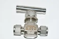 NEW SWAGELOK SS-1RS6-SH MANUAL STAINLESS NEEDLE VALVE 5000PSI 3/8IN TUBE