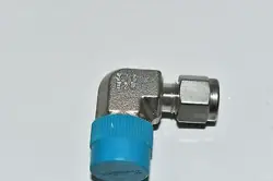 NEW SWAGELOK SS-400-2-6 SS TUBE FITTING, MALE ELBOW, 1/4 IN. TUBE OD X 3/8 IN. M
