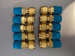 LOT OF 10 NEW! SWAGELOK 1/4