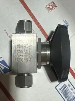NEW SWAGELOK SS-45TS8-K STAINLESS STEEL 1-PIECE 40 SERIES BALL VALVE